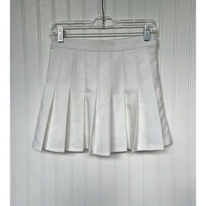 pleated tennis skirt